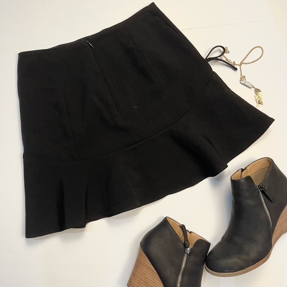 Express Mini Skirt Black size 4 - Picture 6 of 6